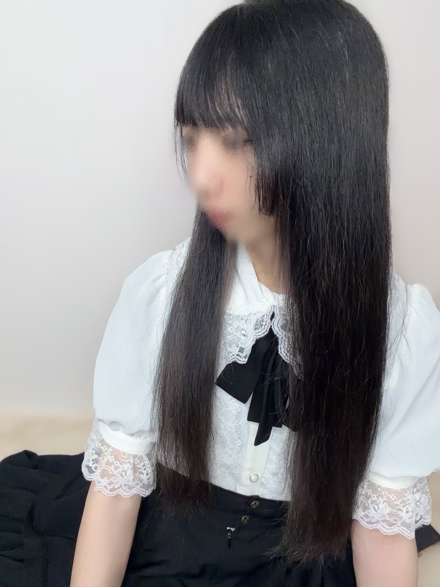 319Z0's tweet photo. 前髪ぱっつん姫カット再建 https://t.co/gEGe34MPdq