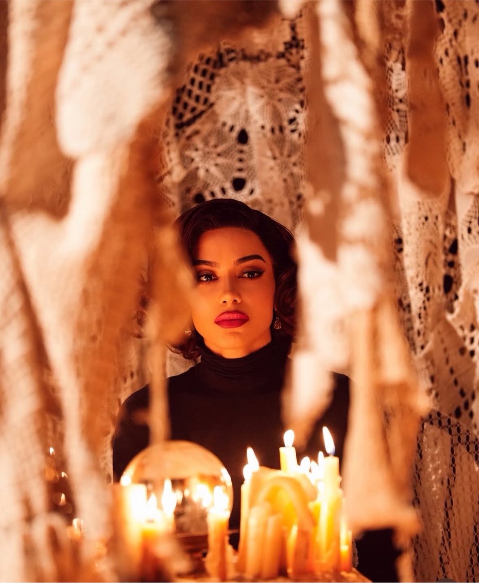 PortalAnittaPT's tweet photo. 🇵🇹 Apple Music Portugal:

#15. “Sal Grosso” [+4] *NP*
#18. “Você Já Sabe” [=] 
#20. “Não Me Cutuca” [+12] *NP*
#35. “Feitiço” [+5] *NP*
#46. “Desgraça”
#51. “Eu Não Sou Santa”
#53. “Ponta do Pé” [+6] *NP*
#59. “Pra Você Gostar de Mim” [+6] *NP*
#68. “Tudo Isso” [+7] *NP* https://t.co/C8XADCxD4k