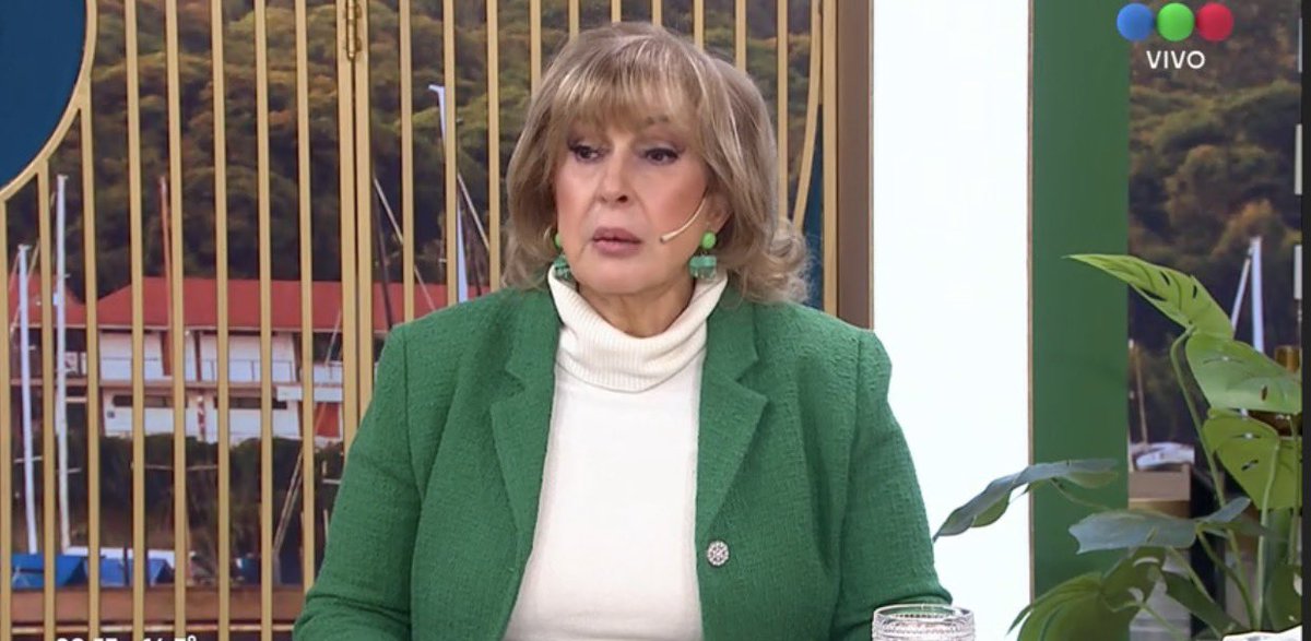 MoskitaMuertaOk's tweet photo. #RATING | 📺
#ALaBarbarossa 3.1
#LaMañanaConMoria 2.8
#Telenueve 1.6
#DesayunoAmericano 1.0
#ADNSalud 0.0 https://t.co/VEYq0L9W7X