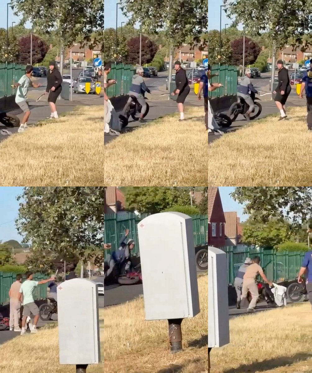csi_london's tweet photo. Police responded to reports of a fight with knives in New Addington last night. Police have not confirmed the claim heard on the video that it was as a result of attempted bike theft. It appears only one machete was brandished but used by two males to threaten the others present.

🎥 PatientElk8388 on FB.

@CrimeLdn @ScarcityStudios @999London @uknip247 @obbsie @dwaynamics @totalcrime