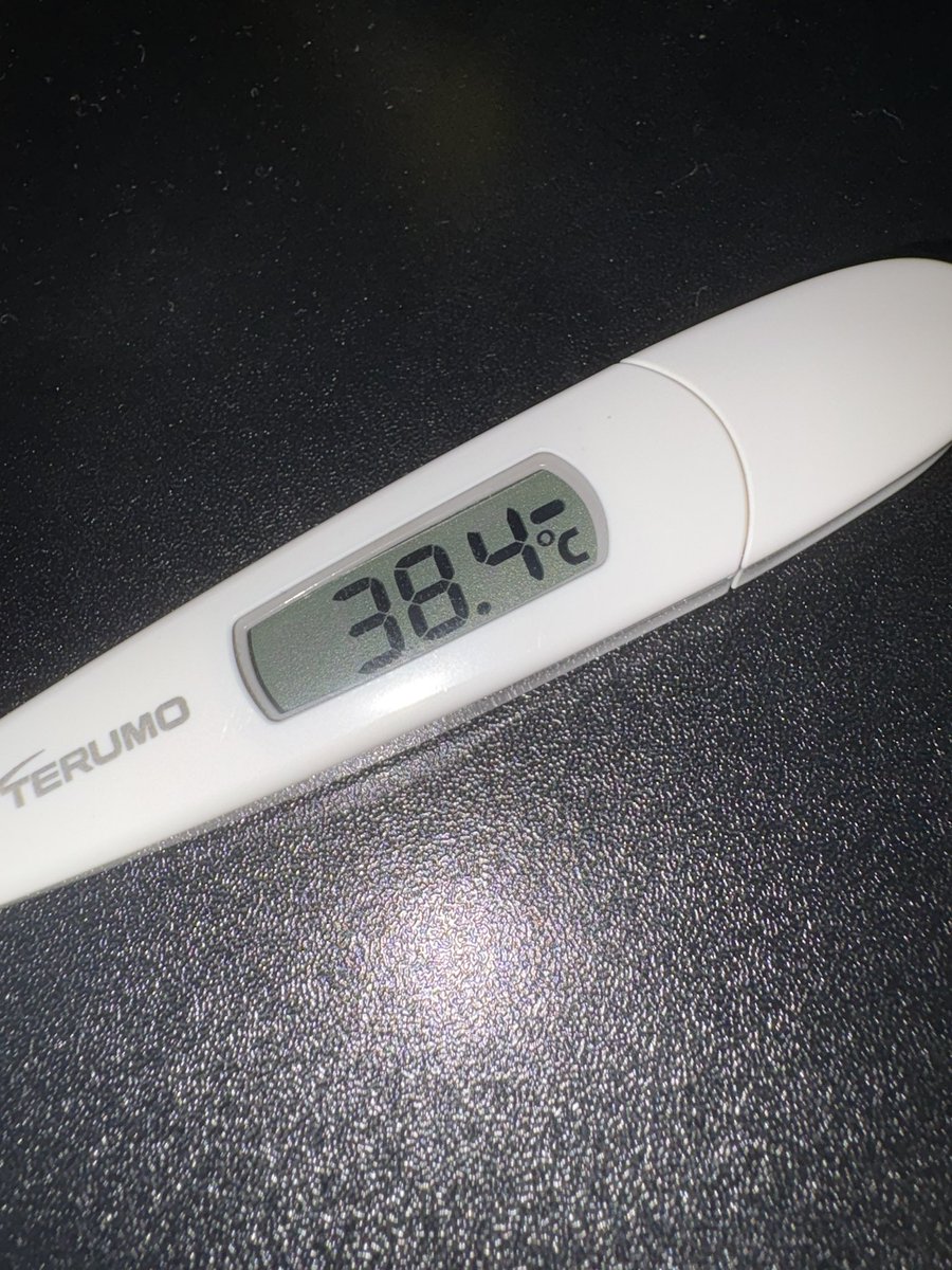 eclair_himd's tweet photo. やっぱ今日くっっそ体調悪い思ってたんすよねぇ https://t.co/2TtTi6Zrwo