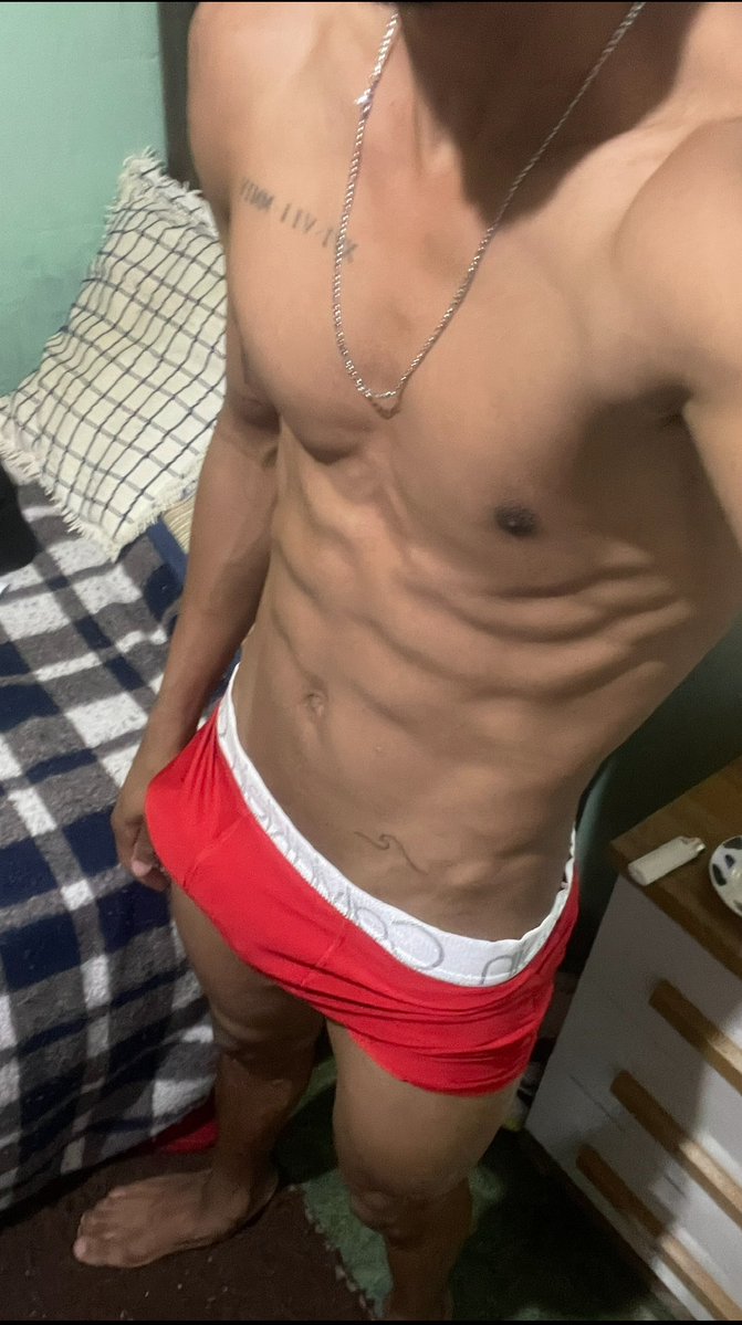 originalpretin's tweet photo. 🥵👀 https://t.co/ICzvSLZIeC