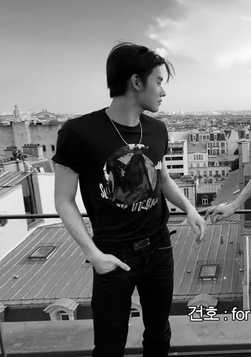 O5EAN0's tweet photo. GANTENG BANGET GILA LU https://t.co/YKtMx0kmEj