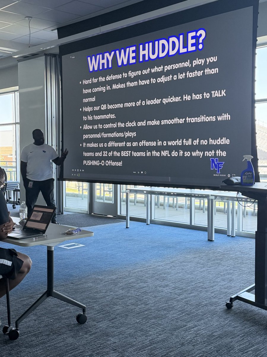 NFHS_FALCONS's tweet photo. @CoachHitchens1 and @CoachSowe leading our JH Staff Clinic! #WAWG https://t.co/9x3ZqTVsJI