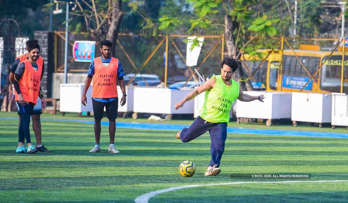 suyashpachauri's tweet photo. Tiger Shroff set to make professional football debut; reports suggest actor could feature for Mumbay FC in the 135th Durand Cup

Bollywood action star Tiger Shroff is reportedly on the verge of making his professional football debut after being registered in Mumbay FC's squad for the ongoing 135th Durand Cup, Asia's oldest football tournament. The actor has reportedly been training regularly with the club and could feature in one of the team's upcoming group-stage fixtures.

Tiger has been associated with Mumbay FC since its launch in 2024, serving as the club's marquee player while actively promoting football in Mumbai. According to reports, the club is planning to field him in its final Group E match, subject to team strategy and match requirements.

Known for his athleticism and passion for the sport, Tiger has previously represented Mumbay FC in the Mumbai Premier League. If selected, the Durand Cup appearance would mark his professional debut on the national stage in one of India's most prestigious football tournaments, creating a unique crossover between Bollywood and Indian football.

#TigerShroff #MumbayFC #DurandCup #135thDurandCup #Football #IndianFootball #SportsNews #Bollywood #EntertainmentNews #MovieStar #Mumbai #FootballDebut #BreakingNews #SuyashPachauri #SuyashPachauriWrites