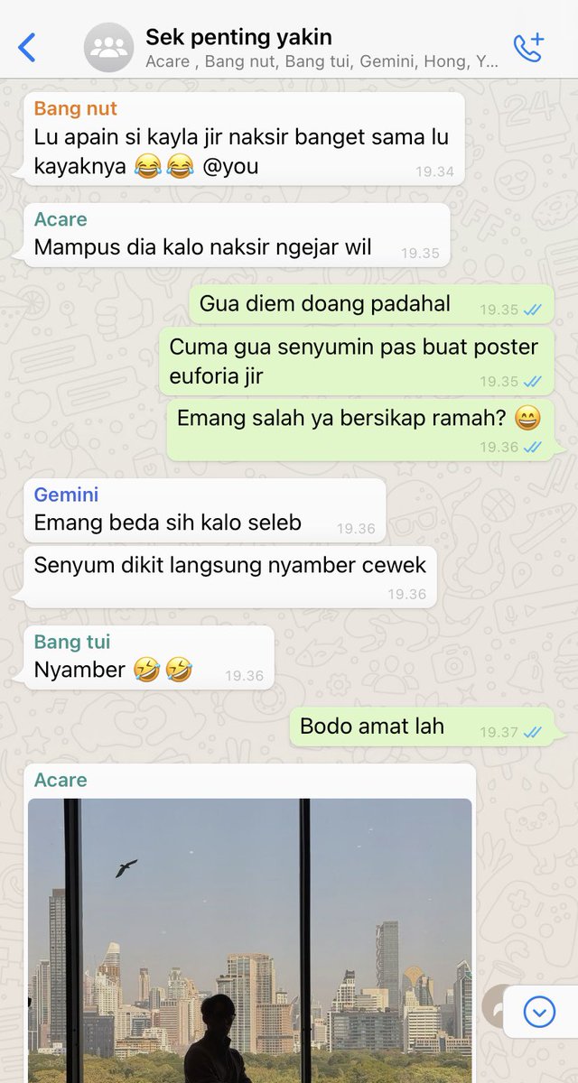 َ tweet media