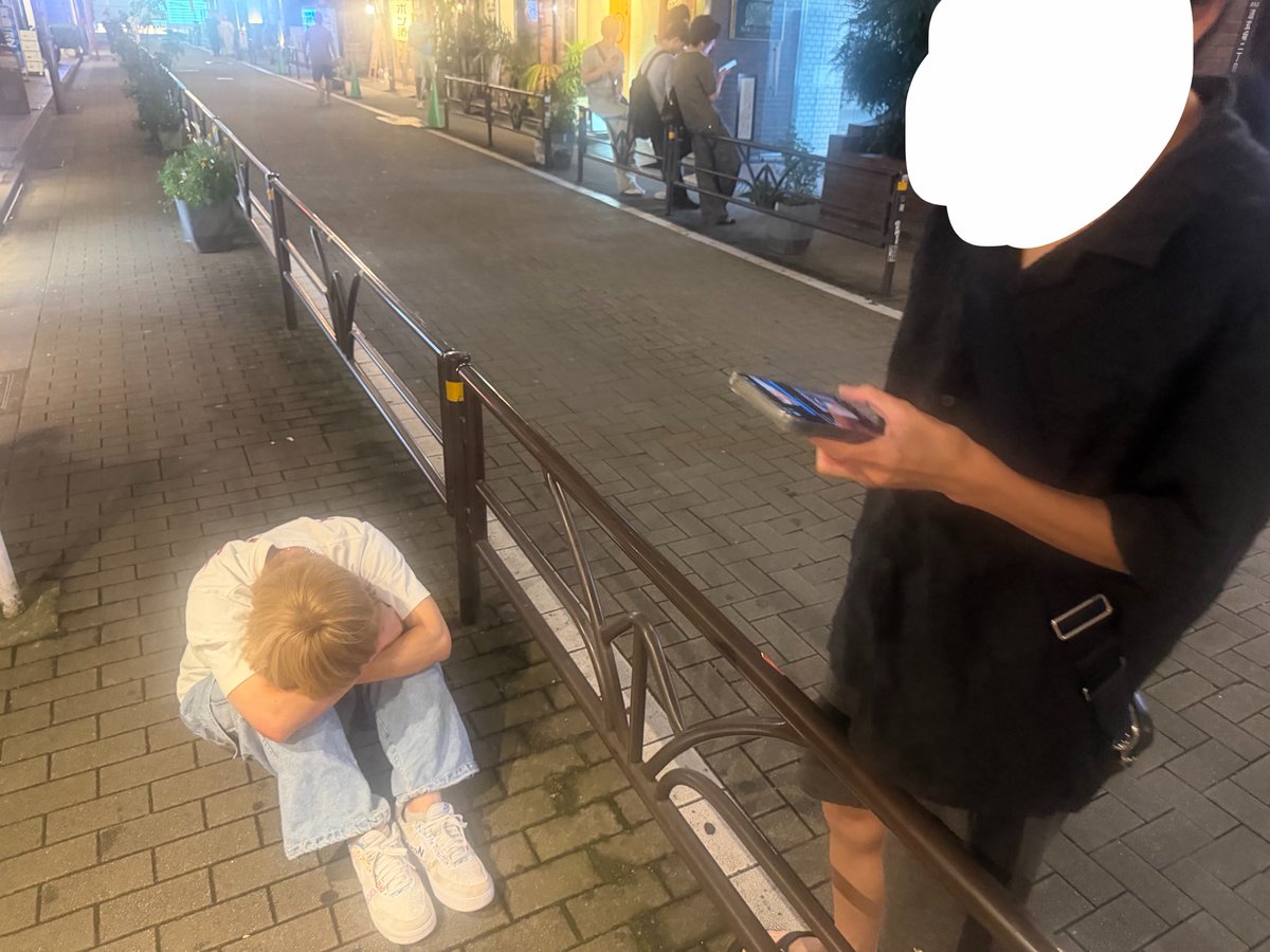 srk13_mw's tweet photo. あすあすさんは早くかすかすに改名してください。 https://t.co/wVQHNb6W1k
