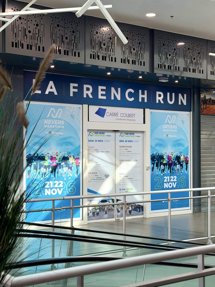 neversmarathon's tweet photo. 😍 Covering 2026 ! 

🙏 Un grand merci à notre fidèle partenaire le Carre Colbert pour cet habillage mettant en avant notre prochaine édtion, qui se tiendra les 21 et 22 novembre prochains !

https://t.co/2zHTzdERg1 https://t.co/QmonNHsFBu