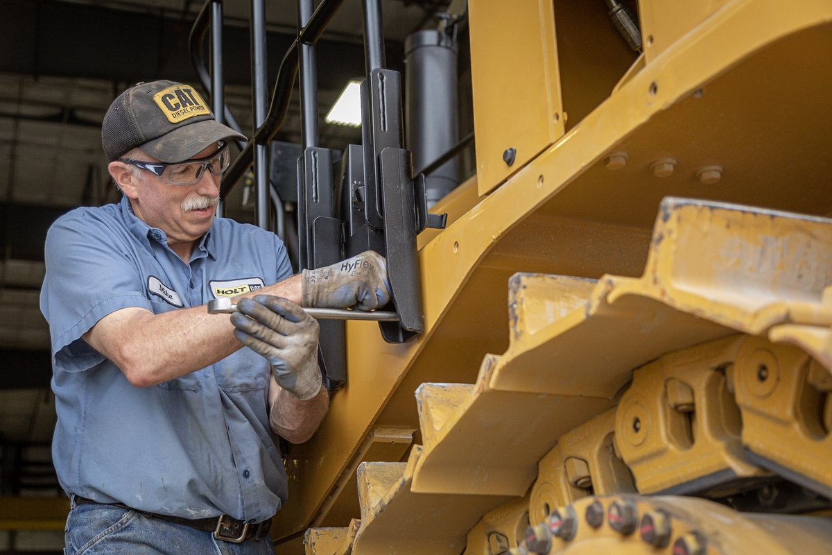 HOLT_CAT's tweet photo. #HOLTCAT is hiring a Shop Service Technician 4 in Anna.

This position is responsible for providing high-quality repair service on heavy equipment in a shop environment, in order to respond to customer needs in a positive, caring, and timely manner and to ensure maximum value for work performed.

Apply today! https://t.co/XoRzunDiiP

#Jobs