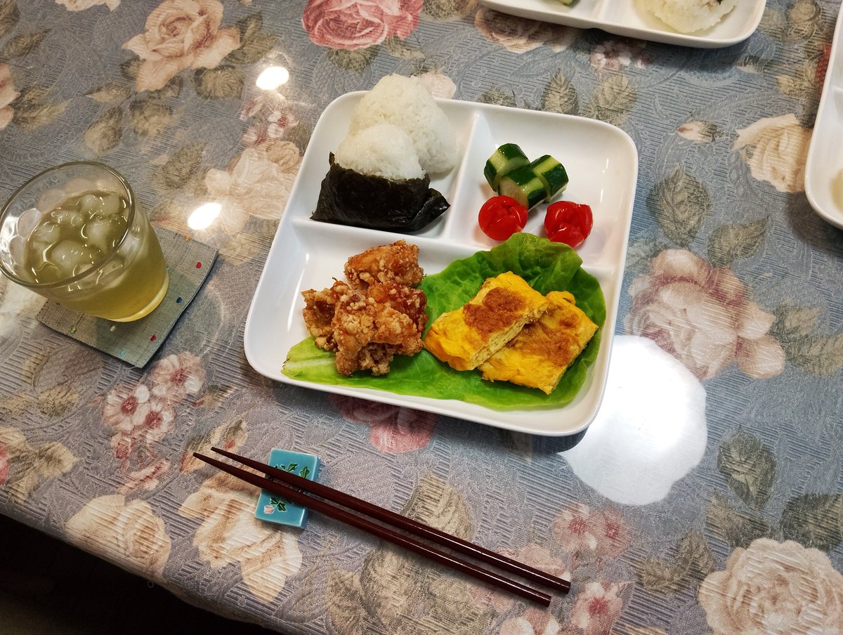 RyokaPete_Zero's tweet photo. I've been eatin. I've been eatin #fitnesss https://t.co/zJNFyrBUW4