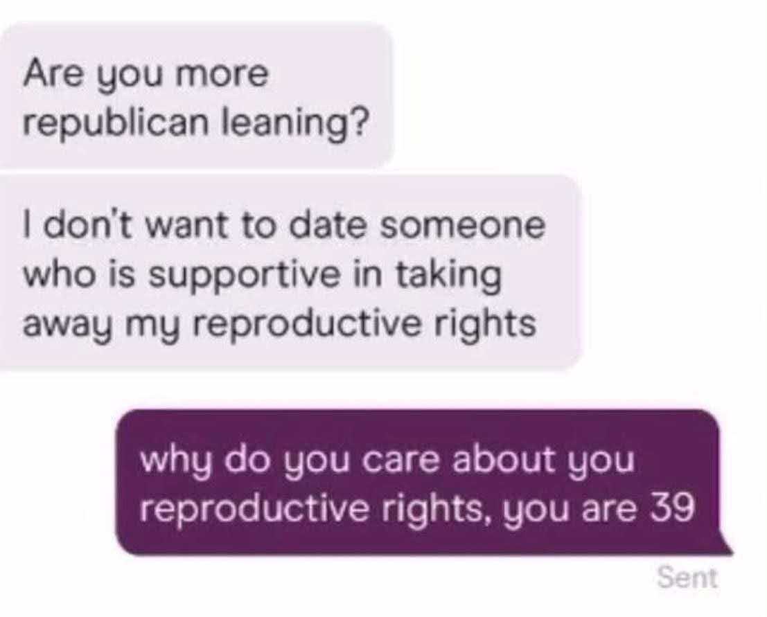 MomsPostingLs's tweet photo. Why do you care, you are 39. https://t.co/aHSFCNZTde
