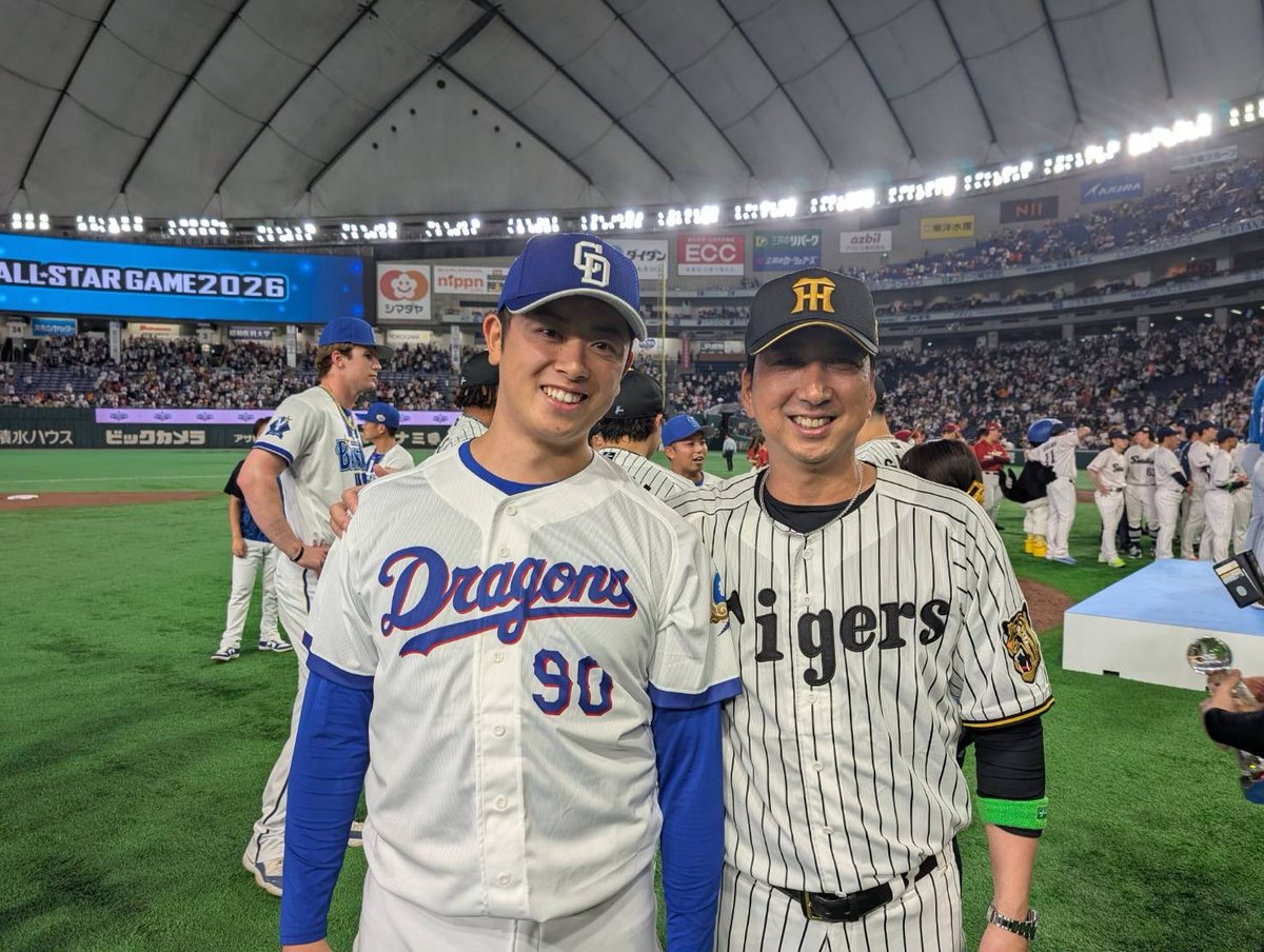 DragonsOfficial's tweet photo. #マイナビオールスターゲーム2026

東京ドーム！　無事に終了です！

貴重なツーショットも😂
#藤川監督 ありがとうございます！

#阪神タイガース
#大野雄大　#松山晋也　#細川成也
#村松開人　
#チアドラゴンズ #KAEDE  #MIHARU https://t.co/mX0t83nzLL