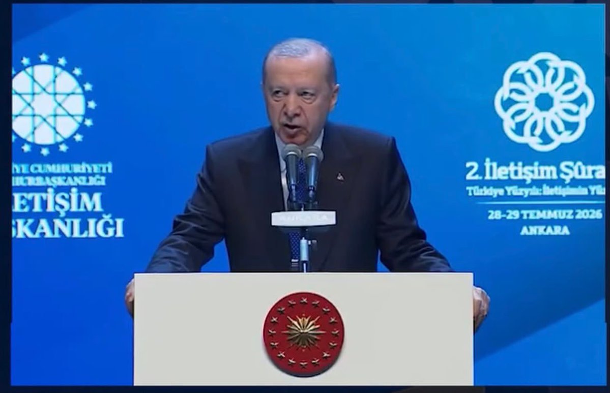 SagerTuran's tweet photo. Cumhurbaşkanımız Sayın Recep Tayyip Erdoğan’ın teşrifleriyle, Cumhurbaşkanlığı İletişim Başkanlığının ev sahipliğinde Ankara ATO Congresium’da düzenlenen “Türkiye Yüzyılı: İletişimin Yüzyılı” temalı 2. İletişim Şûrası’na katıldık. + https://t.co/FSQVYfArgf