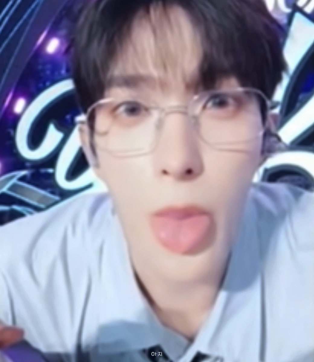 kyeomglazed's tweet photo. Cute cute >_< https://t.co/aLOroXYHCO