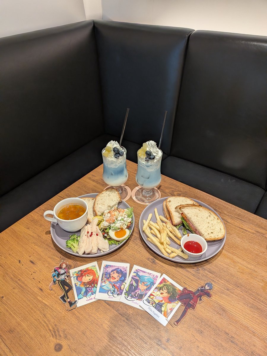 ts_o915_'s tweet photo. カフェシナ🍽️
美味しかったしコズプロエスプリ合わせ最高だった🎶 https://t.co/Nd9ieOLyIE