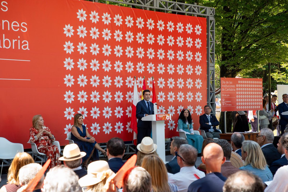 pedro_casares's tweet photo. El Día de las Instituciones representa la voluntad y el compromiso de unión del pueblo de #Cantabria para avanzar.

Este 28 de julio reivindicamos nuestra historia compartida.

Nuestra tierra es un buen ejemplo de todo lo que se logra caminando unidos. https://t.co/AfBmieNaO5