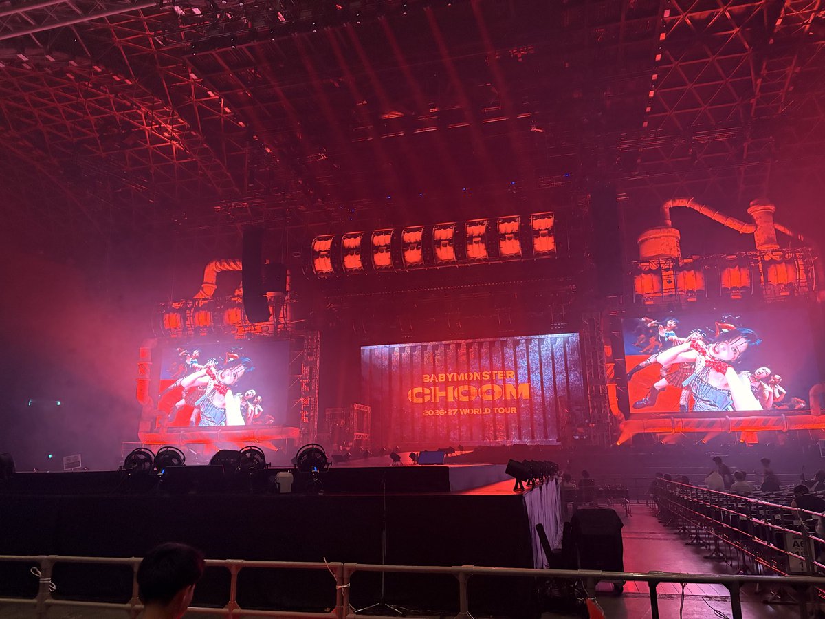 Amia0612's tweet photo. ダインちゃん最高すぎた😭
公開リハ確定ファンサ貰えた気がする！
ソロパフォーマンスみんな迫力すごすぎて終始鳥肌だった、
叫びすぎて2日目もあるけど燃え尽きた🔥
BABYMONSTER神！最高！ https://t.co/UrmO5cKgBg