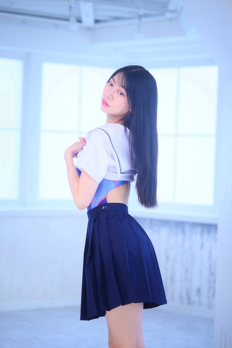 n_wanari's tweet photo. 放課後のわたし。

#競泳水着 https://t.co/mZtPg2cXJp