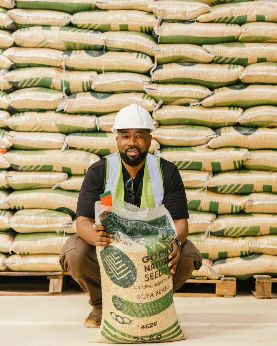 JitoKayumba's tweet photo. Bally's goal for Zambia to produce 3 million tonnes of Soya beans per year is taking shape as part of his 10-10-5-3-3-1-1 vision for our country.

While in Chipata, I visited Good Nature Ago (GNA), who are a leading agriculture company involved in seed and agro commodity production of soya beans, groundnuts, cowpeas, beans, maize, among other agro products.

We appreciate GNA's devotion to growing the agriculture sector and their answering of the call by the President to add to enhancing Zambia's agricultural output.

We also appreciate their immense social impact, working with 30,000 farmers and stimulating the agricultural ecosystem in the Eastern province and Zambia at large.

More jobs ✔️ 
Food security ✔️ 
Supporting farmers ✔️ 

Together, we can continue the journey to making our country great!