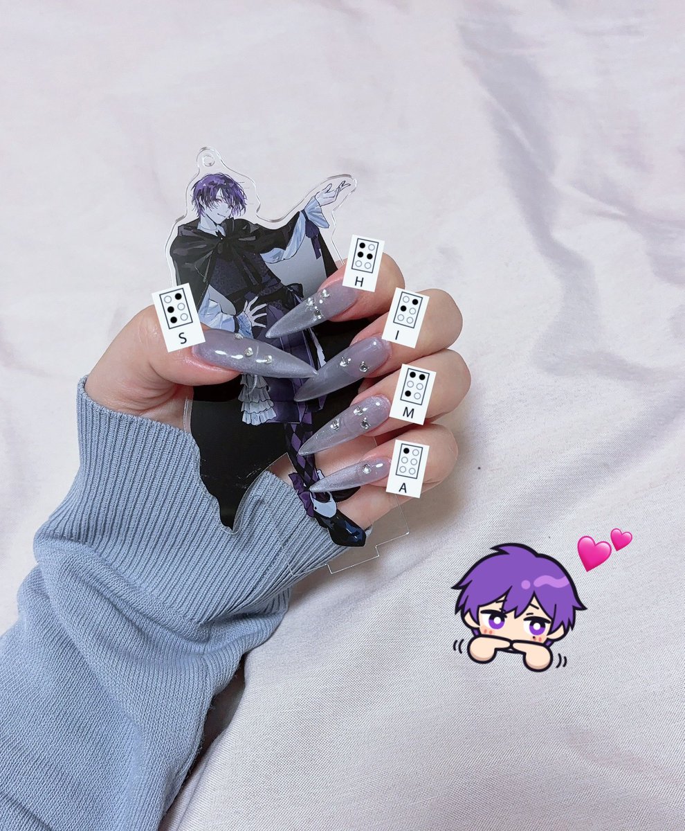 Ei3__s2's tweet photo. やりたかった点字ネイル ❕
ちょうど綺麗に5文字でバランス天才㌥^-^♪ https://t.co/TcEZkchlSw