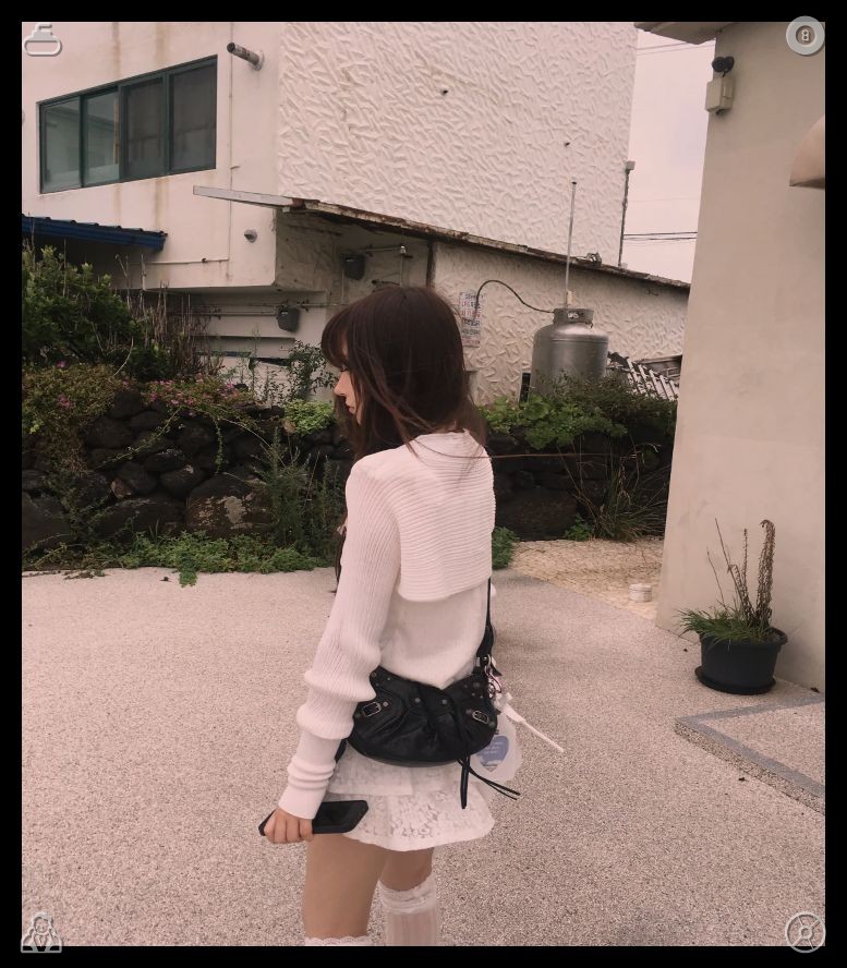 Shinya_SYM's tweet photo. Ensure each moment is truly meaningful. On tough days, being kind to yourself is essential. Extend gentle compassion to yourself during difficult times, and then gather the strength to continue pursuing your warm, bright life aspirations. https://t.co/jaj3GgRvOd