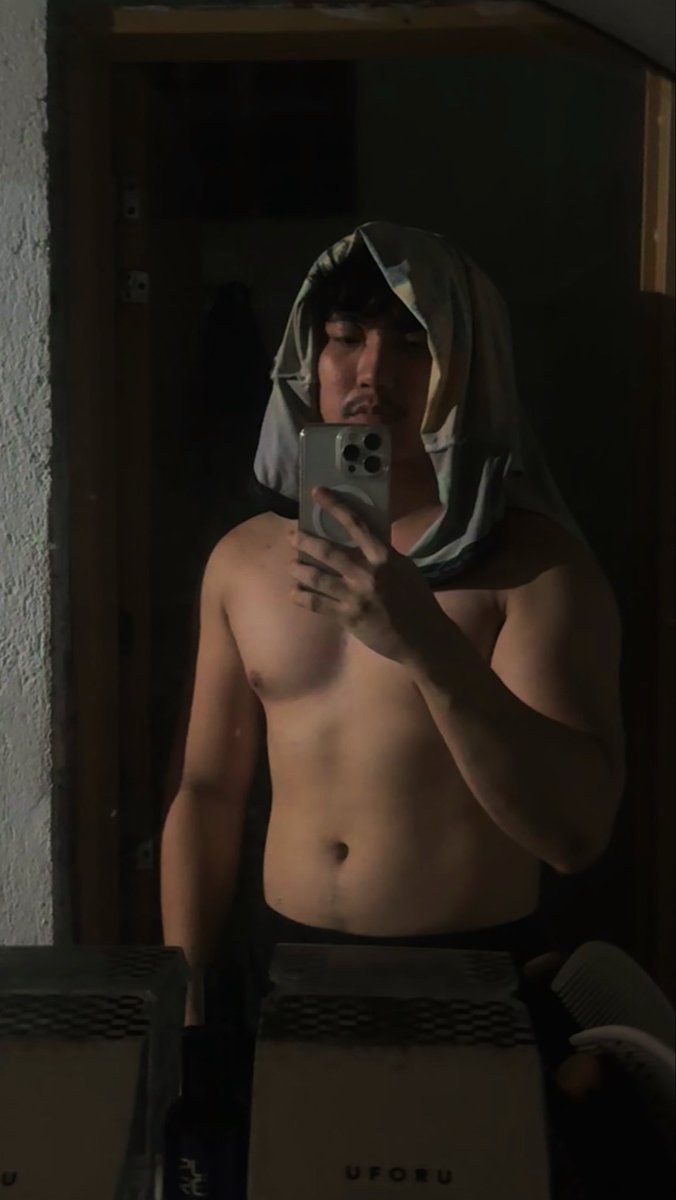prytseu's tweet photo. fatboi https://t.co/iyF5MZPYLw