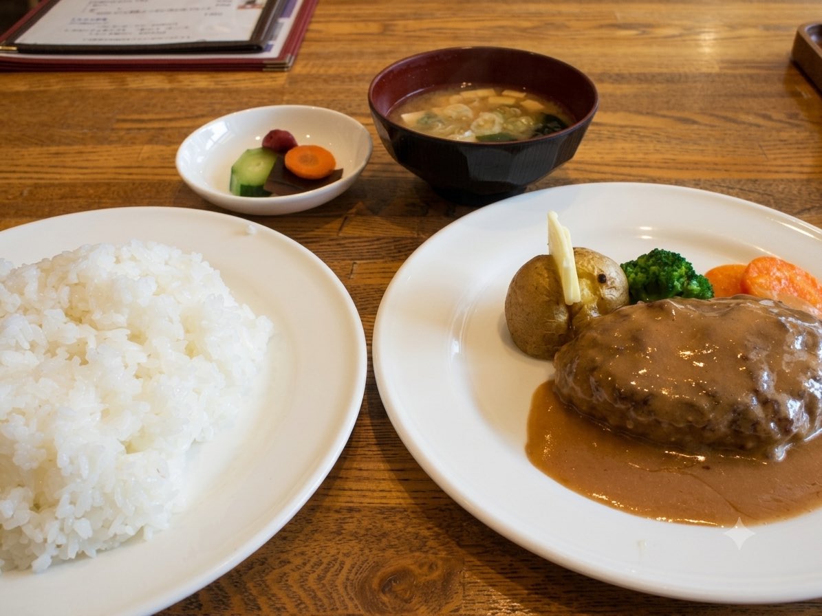 mouda015's tweet photo. あと洋食なら、磯子の「西洋料理　たじま」と「レストラン　シン」もおすすめ！現役でまだ営業しているらしいので！！
#たじま　#レストランシン https://t.co/5qEUk6tyWg