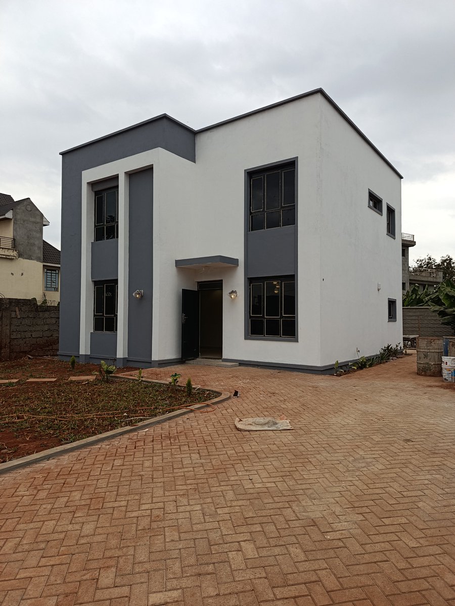 DESIGN_FOURTEEN's tweet photo. We can have it any way. Simple is one.

4 bedroom townhouse design https://t.co/luABQ2Ek9w