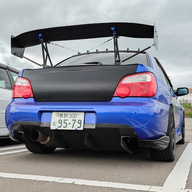 mugen_gdb's tweet photo. #車売ります
スバル インプレッサ WRX STI GDB C型
155000km〜（通勤にて増加）
修復歴無しなはず
車検R10 7月（丸々2年！）

状態↓
下回り錆少なめ、フェンダーに爪折りによる錆
天井死にかけ、ハブベアリング劣化気味？、異径バネの遊びによる異音、オイル臭

全然普通に走ります

220万 https://t.co/nNAxd1pNhi