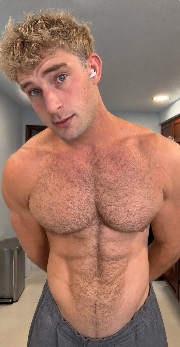 clarky_fan tweet picture