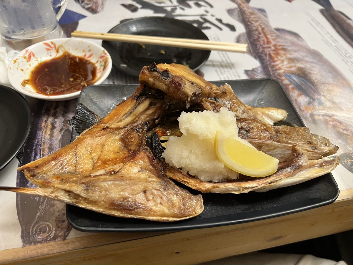 APEX_kz's tweet photo. ぱにき送別会会場のごはんはとても美味しかったです
ぱにき、元気でね(´；ω；｀) https://t.co/7pX4NTbgFW