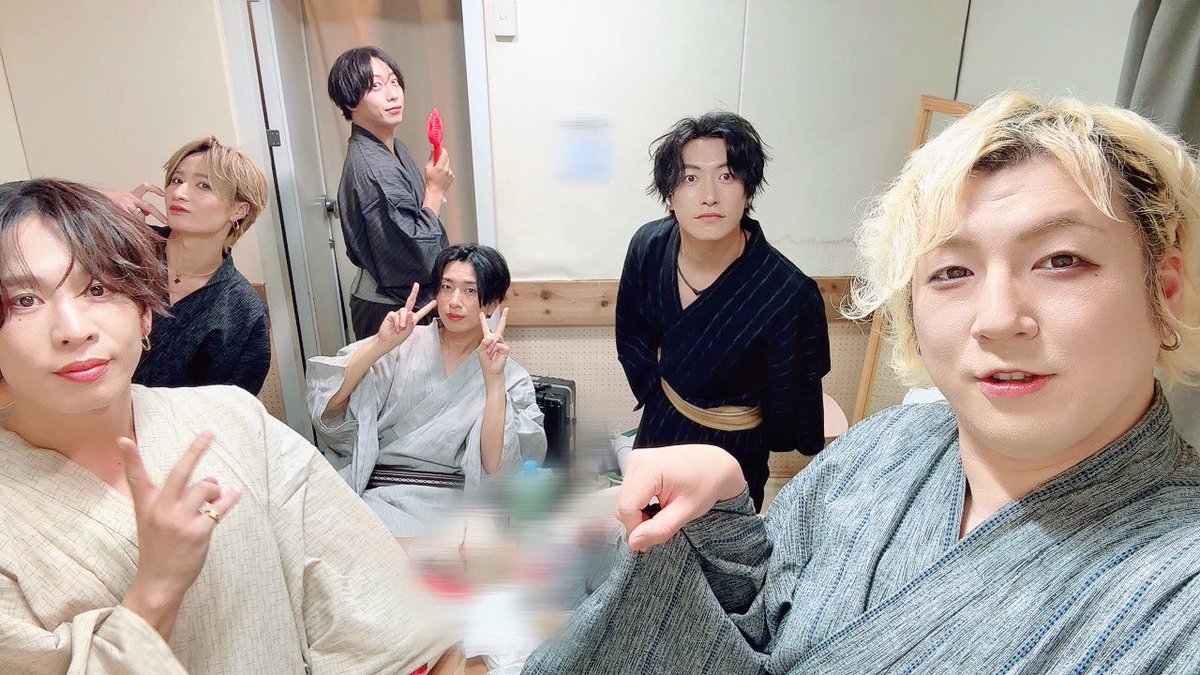 Yoshiking_1116's tweet photo. ツアー振り返り納涼イベント
ありがとうございました！

今年も浴衣着れるイベント
あって楽しかったー！
改めてツアーも楽しかったし
またもっと色んな事に
挑戦していきたいね！😌

次会えるのは7/30です！
タワレコ新宿さんお待ちしてます🙆‍♂️
7月ラスト楽しみましょう💪

#甘党の輪
#甘党男子 https://t.co/KwDZ3uGFBp