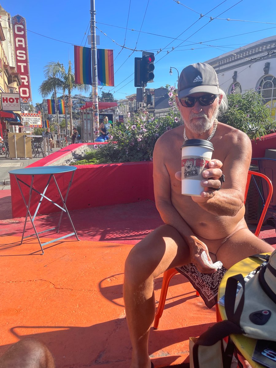 sfwnbr's tweet photo. @vbdude415 @kingdwarfnyc Righteous. Hopefully
@KingDwarfNYC will come out again &amp; join us for our upcoming Rides&amp;AfterParties &amp; you can make it up to him with a formal intro &amp; a cup of JO at one our newest Every Day/365 #NudistWelcomingMerchants: Spikes Coffees&amp;Teas! https://t.co/LOgfldkdJ8