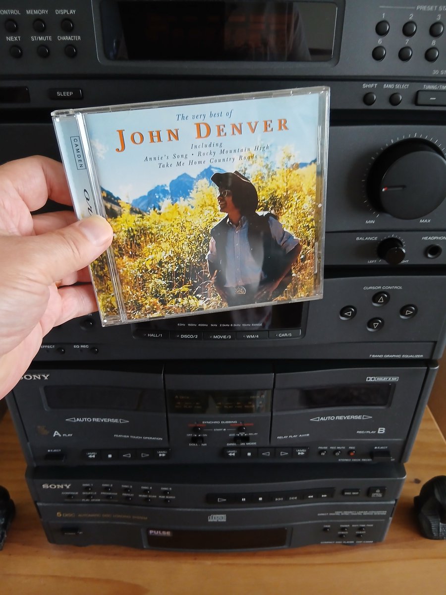 Keef_B_1's tweet photo. Some #Country / #Folk vibes from Henry John Deutschendorf Jr. Country Roads Take Me Home.๐
#JohnDenver #Playlist #NowPlaying #CD #CountryMusic #FolkMusic #Tunesday #TuesdayTunes #tuesdaythoughts #tuesdayvibes #bekind #keepgoing #keepthefaith #love
@JohnDenverMusic
๐โค๏ธโ๏ธ https://t.co/yznFHcWMcs