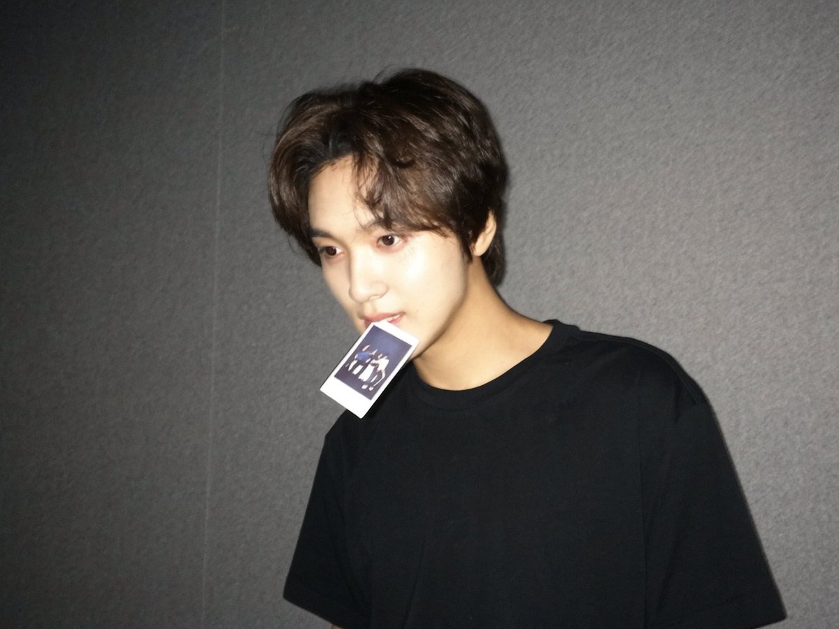 nvttuy's tweet photo. 대체 몇키로실지 감도안옴 
살빠졌다더니 ㄹㅇ이엇잖아 https://t.co/bKQSPj7Lxo