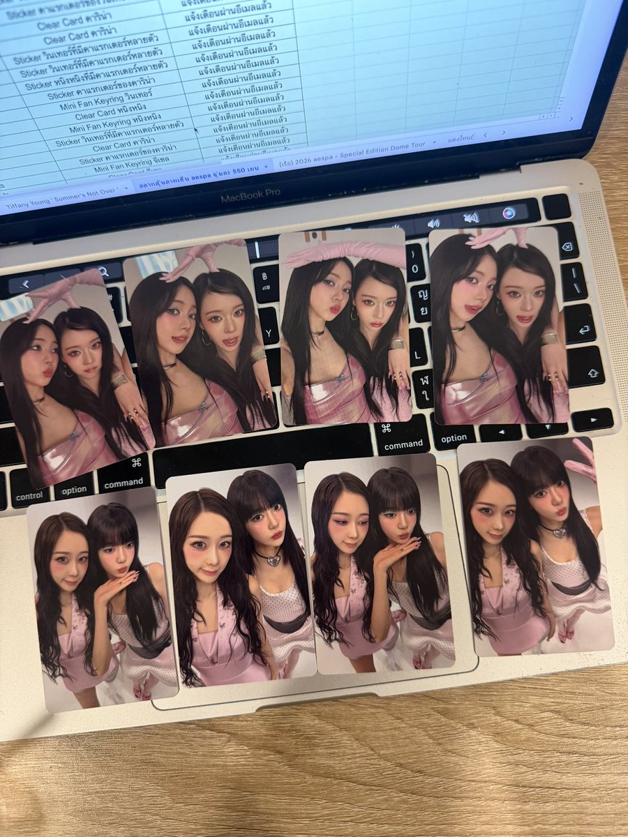 ttandcantstop's tweet photo. มีใครสนใจกล่องสุ่ม Season 9 มั้ยครับ โล้ะสต้อคของ หากสนใจกดเฟ้บหรือเมนชั่น🥹

กล่องละ 299฿ เหมือนเดิม
✅รอบนี้รางวัลใหญ่มี 1 ท่านคือรูปซ้ายมือ ได้การ์ดครบ 8 ใบ เฉลี่ยใบละ 37฿  

ส่วนใครนก ยังมีรูปขวาที่มีการ์ดยูนิตซ้ำหลายใบที่แบ่งขายให้และอาจมีโอกาสได้ MD อื่นเกี่ยวกับ aespa ครับ https://t.co/6dVFUCHPKo