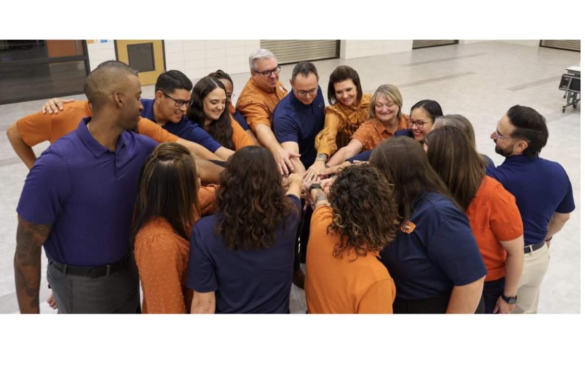 JeniNeatherlin's tweet photo. Yβall. We are welcoming staff next week. Our team has put together Hippo Con, the most incredible back to school conference I have ever seen. Iβm not easy to impress & our team KNOCKED it out of the park!
I AM SO PROUD! Hippo Nation is entering our Championship Era! https://t.co/EzExoZqoET