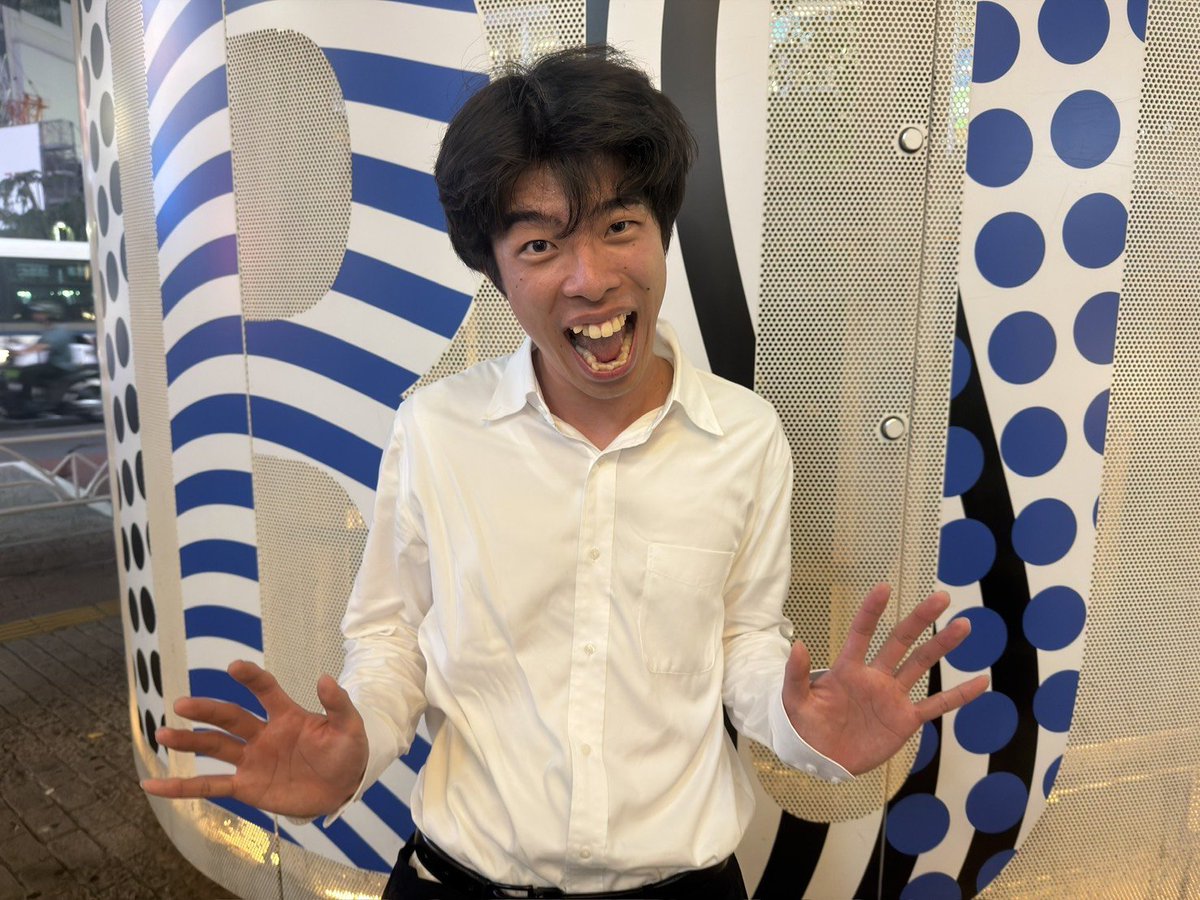 ynu_owarai_wkb's tweet photo. 【🎉ご報告🎉】
本日行われた、『大学芸会2026』予選1日目にて、当サークルから

ギンセカイが4位

で準決勝に進出となりました✨✨
引き続き応援よろしくお願いいたします🔥🔥 https://t.co/hAZsOJlcZ6