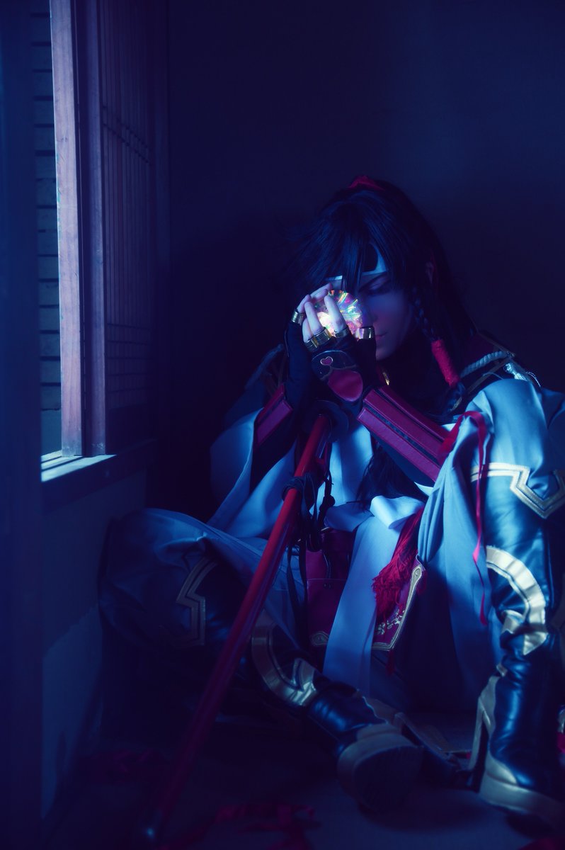 sainakari_hu's tweet photo. 【cos】刀剣乱舞/和泉守兼定/極

¯
¯
¯

            ────     生命の光

¯
¯
¯

📷スタミナ（@GoldenCoif ）

 studio 幻灯舎（@gentosyanisijin ） https://t.co/vpDNXbwRYd
