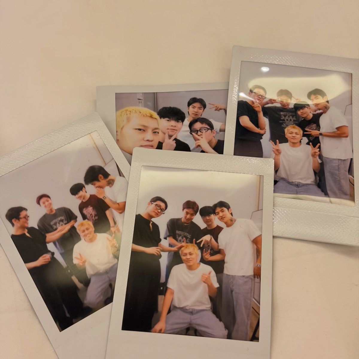 JIHUNIJOAH's tweet photo. 댄서분 인스타 #박지훈 
https://t.co/dy47LGhoxP https://t.co/SMN4S71zSl