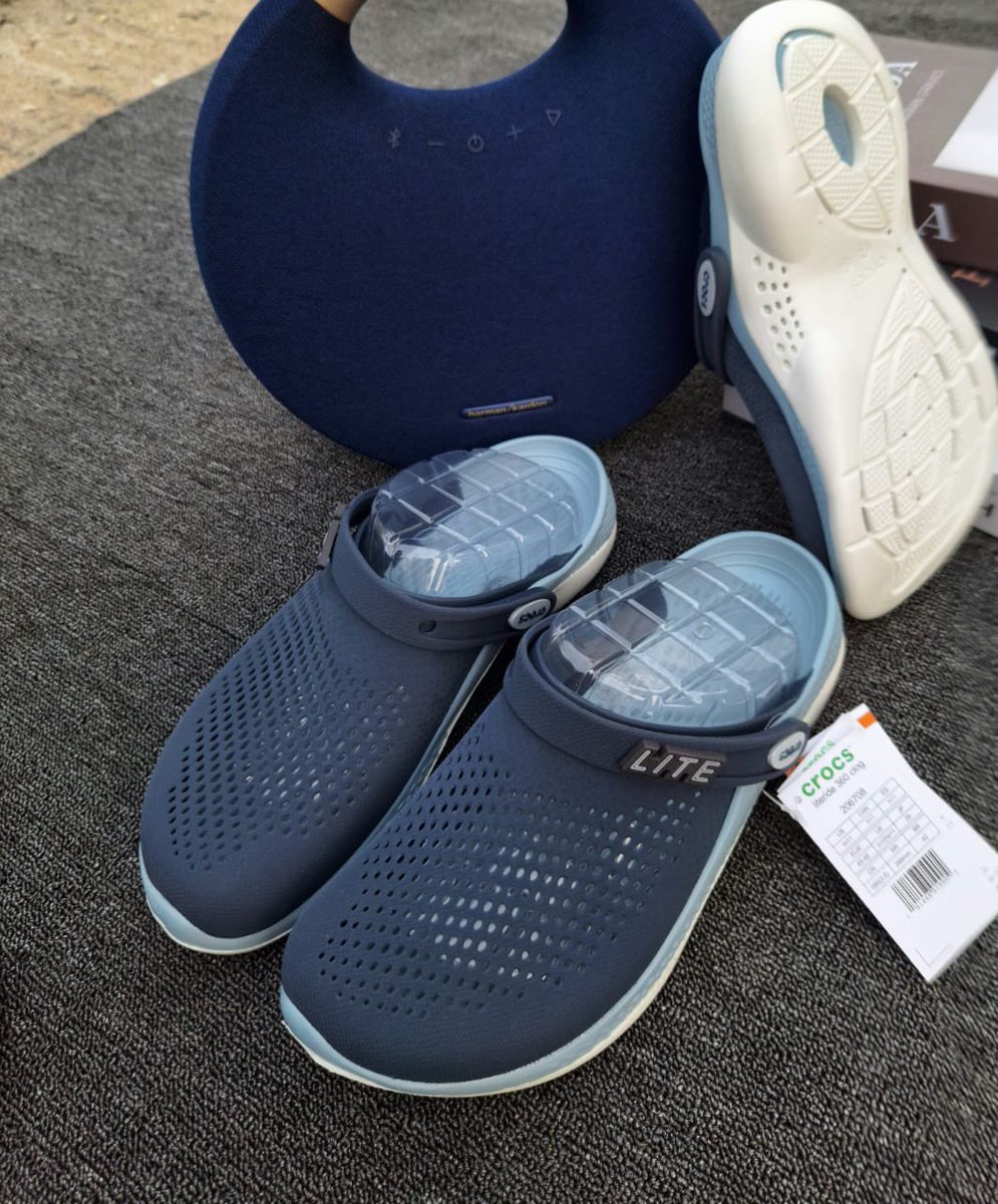 dinero_crocs's tweet photo. + Sizes 35 to 46 

Price: N17,000 https://t.co/EHyai8RLUp