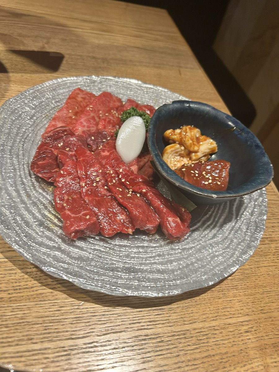 SyLvEiNe03's tweet photo. 焼肉ごちになった旨し https://t.co/7hxUXKQRPJ