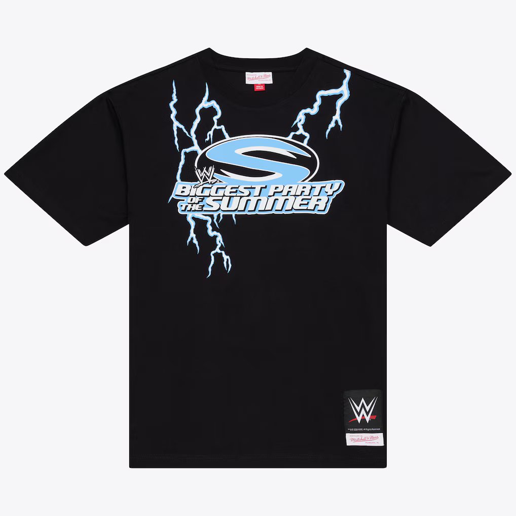 WrestleFeatures's tweet photo. WWE has released a new shirt for SummerSlam 2026 with the CLASSIC logo.

This looks awesome.

🔗 - https://t.co/WlDKXIIgDF https://t.co/kcoRjKywUS