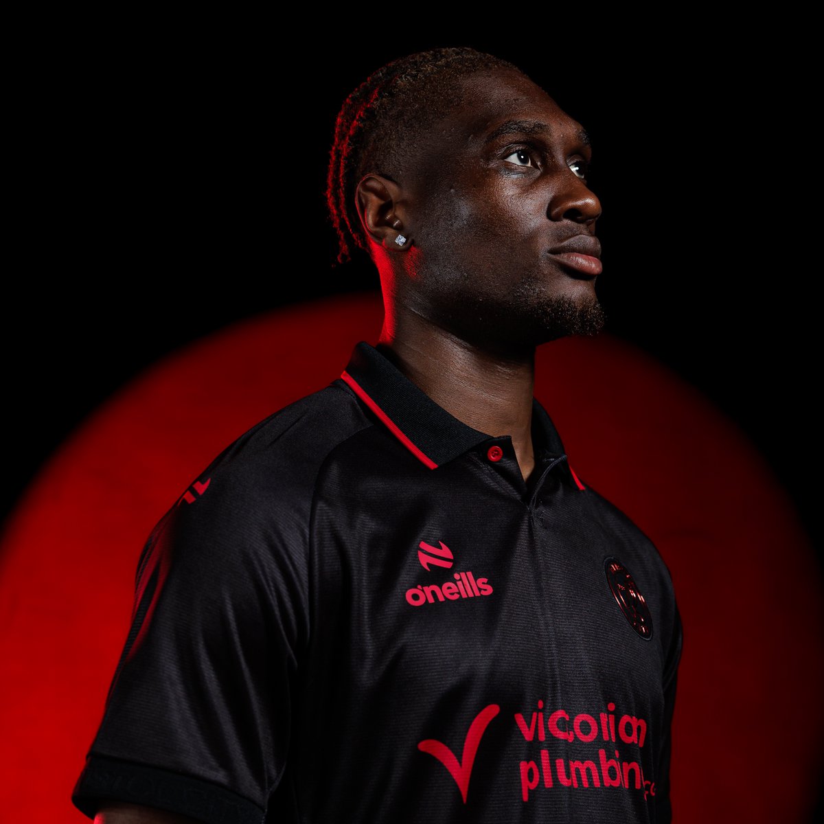 BristolCity's tweet photo. Sharp. 😮‍💨

Shop now: 👇