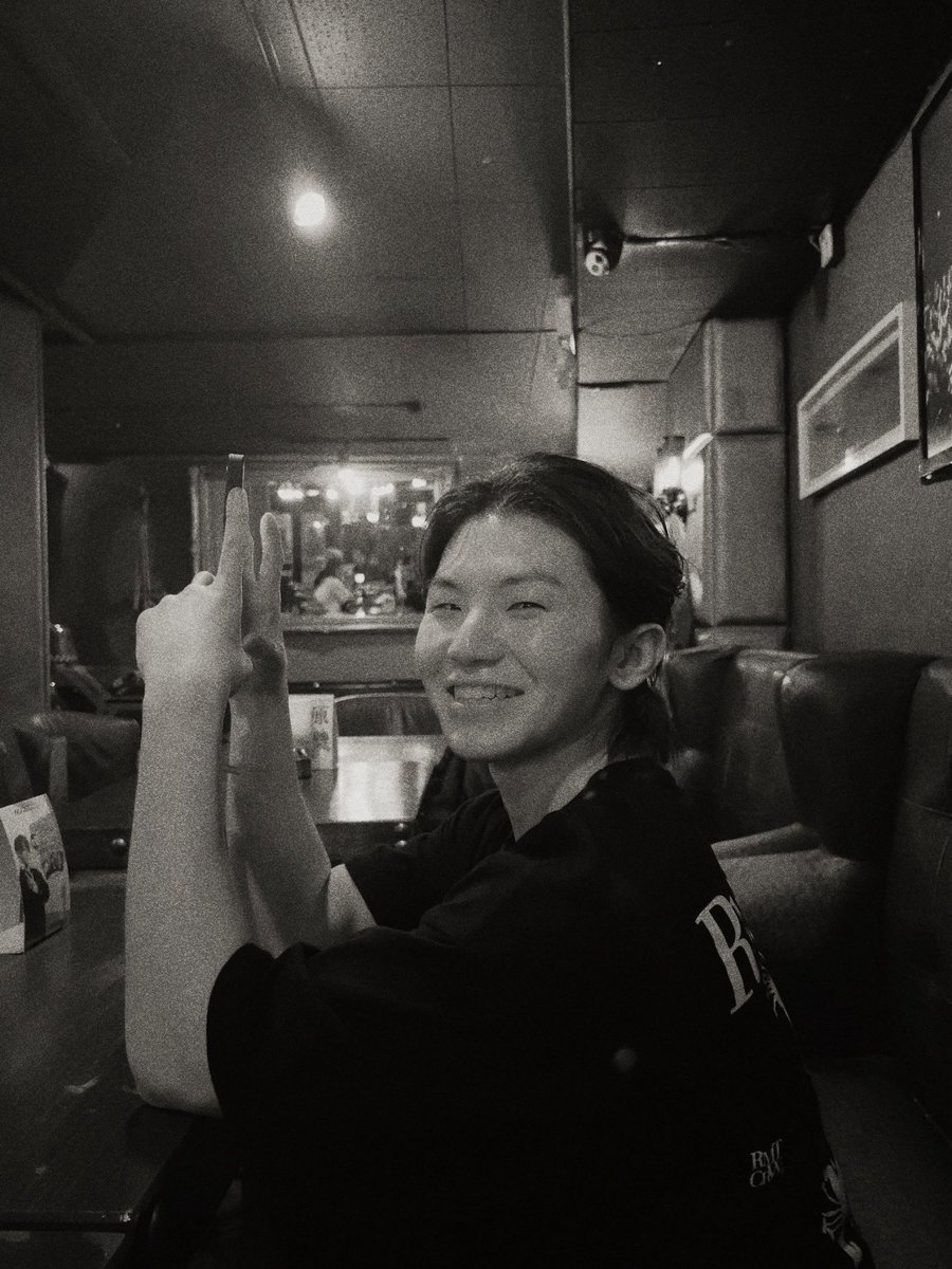 selhamsk's tweet photo. 그라데이션 웃음 https://t.co/gnmPTe8ynM