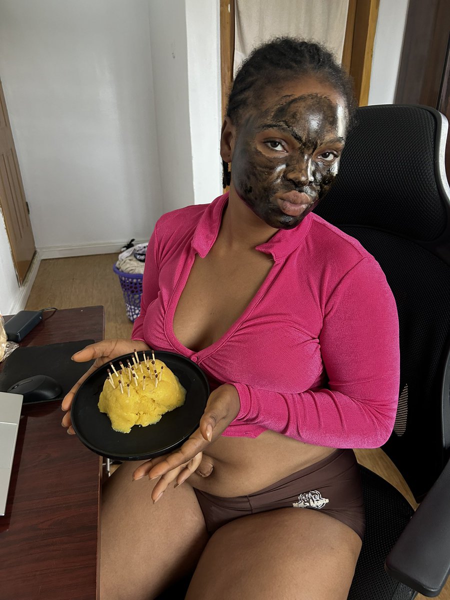 Brattyenori13's tweet photo. We made it to 12.4k amazing family 🥹thanks to everyone that’s genuinely rocking with me I love you all ❤️🎀 https://t.co/6XCRCiKgZB