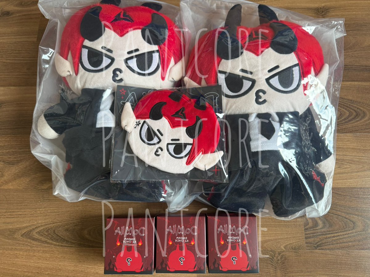 pantcore's tweet photo. wts / ขาย 💋

ราคาออริไม่บวกหิ้วค่ะ

backpack 1090 (2)
จุ่ม keychain ยังไม่แกะ 450 (3)
doll pouch 590

ค่าส่ง +40 สนใจดีเอมได้เลยค่า 🙇🏻‍♀️

#ตลาดนัดgmmtv #ตลาดนัดเพิร์ธแซนต้า
#PERTHSANTACONCERT https://t.co/6qw9HLC7o1