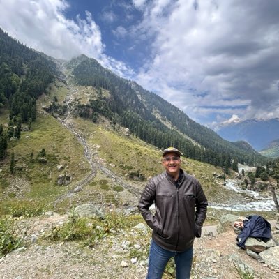 nimitamul's tweet photo. #NewProfilePic https://t.co/HCaLVZcGEM