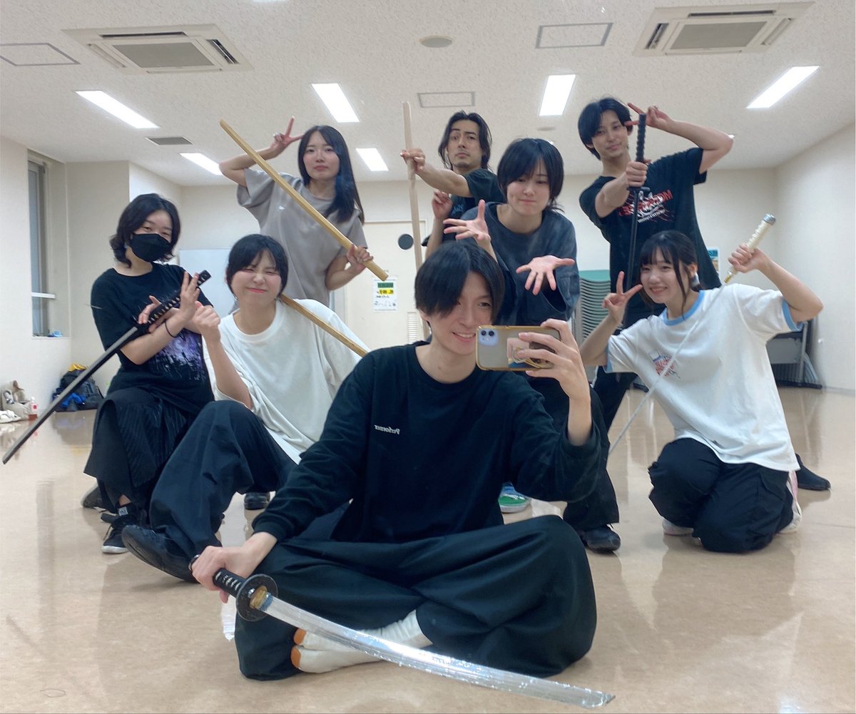 rrryooo_0327's tweet photo. 本日も、#ロアーズ の殺陣WSでした！

今日も素敵なメンバーが参加してくれました⚔️
１回目から参加してる子は既にレベルUPしててホクホク☺️

次も楽しみです！ https://t.co/SGfXCU9dX6