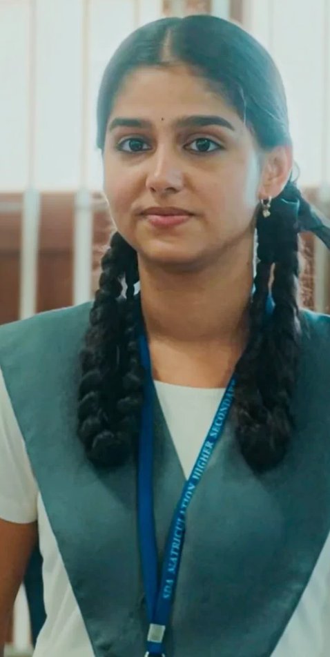 Araviii_kohlii_'s tweet photo. 32. Mamitha              Anaswara https://t.co/jVSEVkqflw